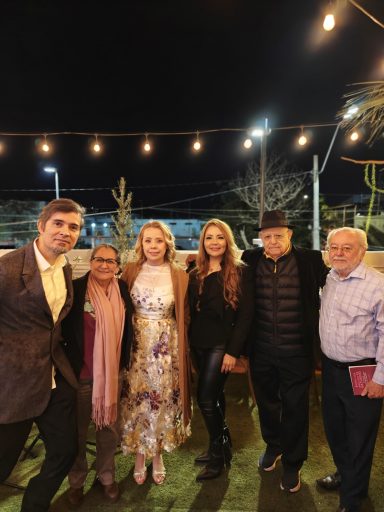 Presentación del libro "Entre los anillos de Saturno"